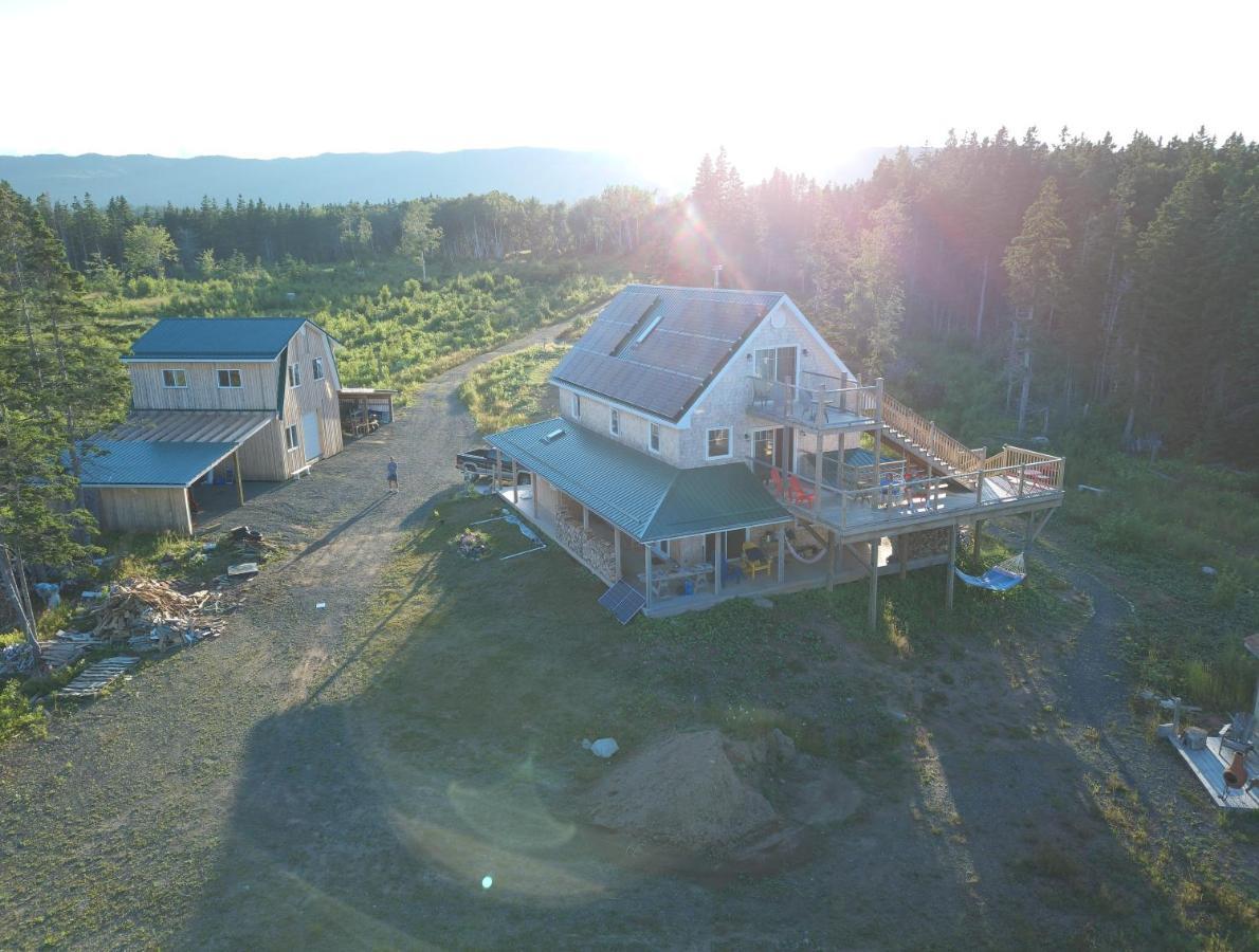 North Shore Retreat - Off-Grid - Oceanfront Indian Brook Exterior foto